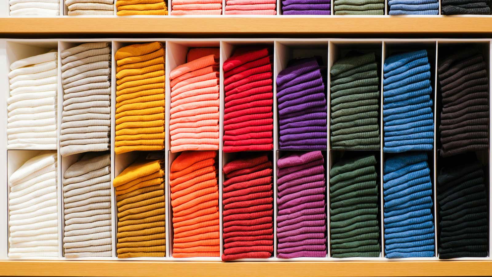 Schommelingen in toelevering brengen kledinggroothandel in problemen
